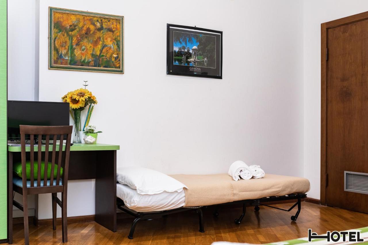 Hotel Youri Il Magnifico Genoa Luaran gambar